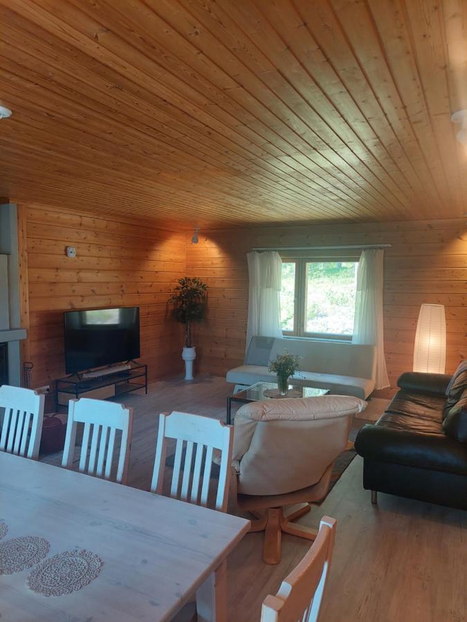 Villa Aleksi With Sauna Rovaniemi Bagian luar foto